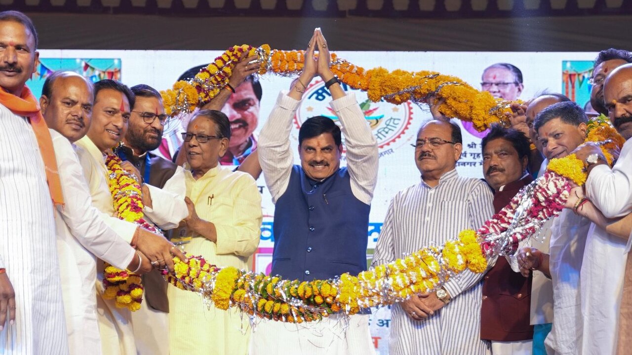 मेलों में स्वदेशी उत्पादों को बढ़ावा देना आवश्यक...